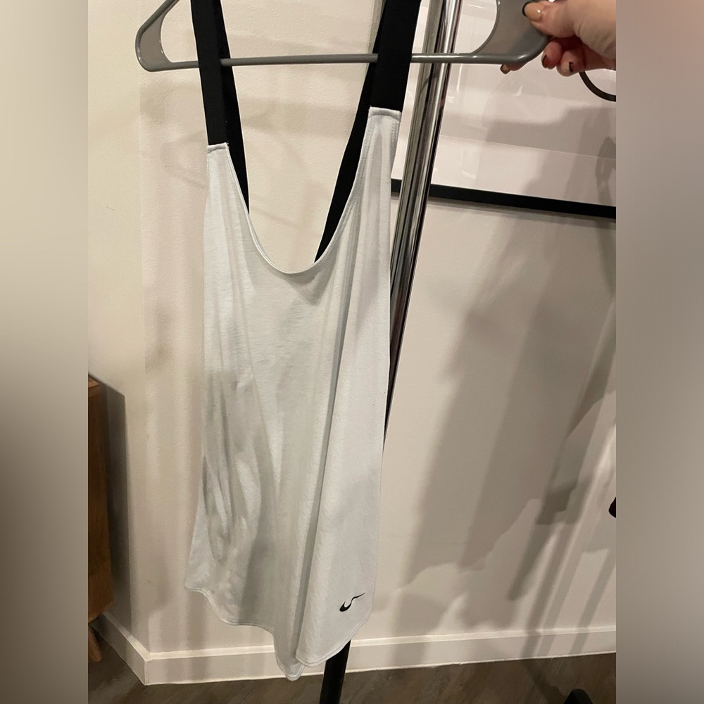 nike dri-fit open bank tank top
